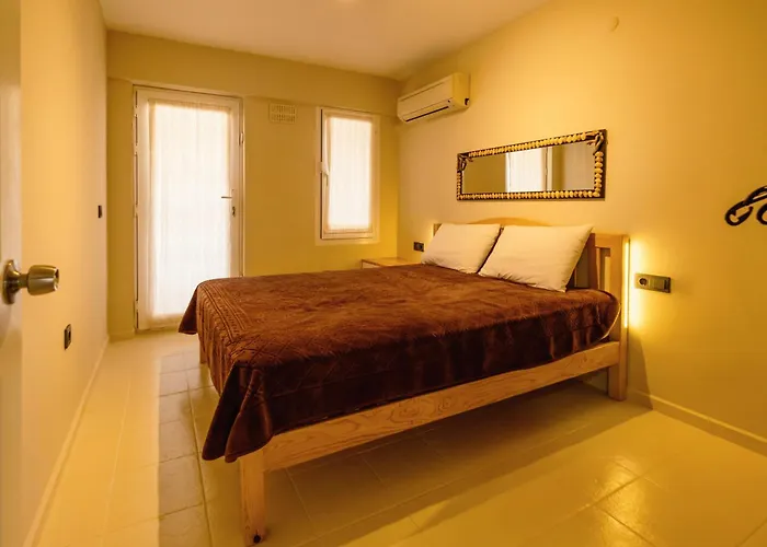 Henna Villa *